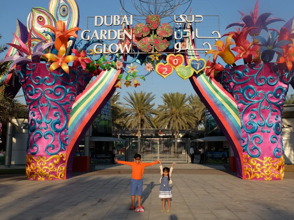 dubai garden glow entrance